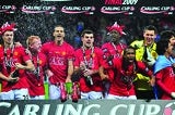 Manchester United win the Carling Cup