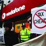 /i/v/k/vodafoneukuncut160.jpg