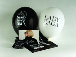 /g/f/p/Come_Round_visual_Lady_Gaga.jpg