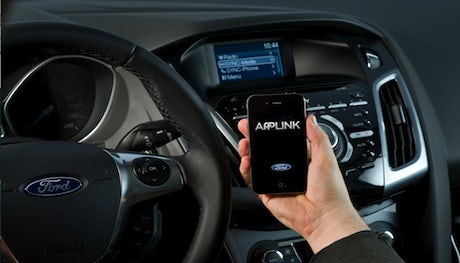 Ford-ConnectedCar-2013.460