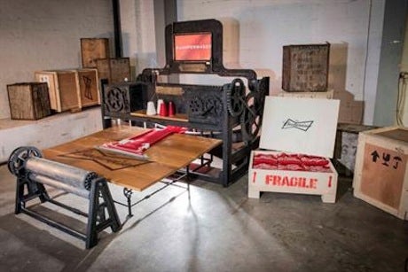 Budweiser-KnittingMachine-460