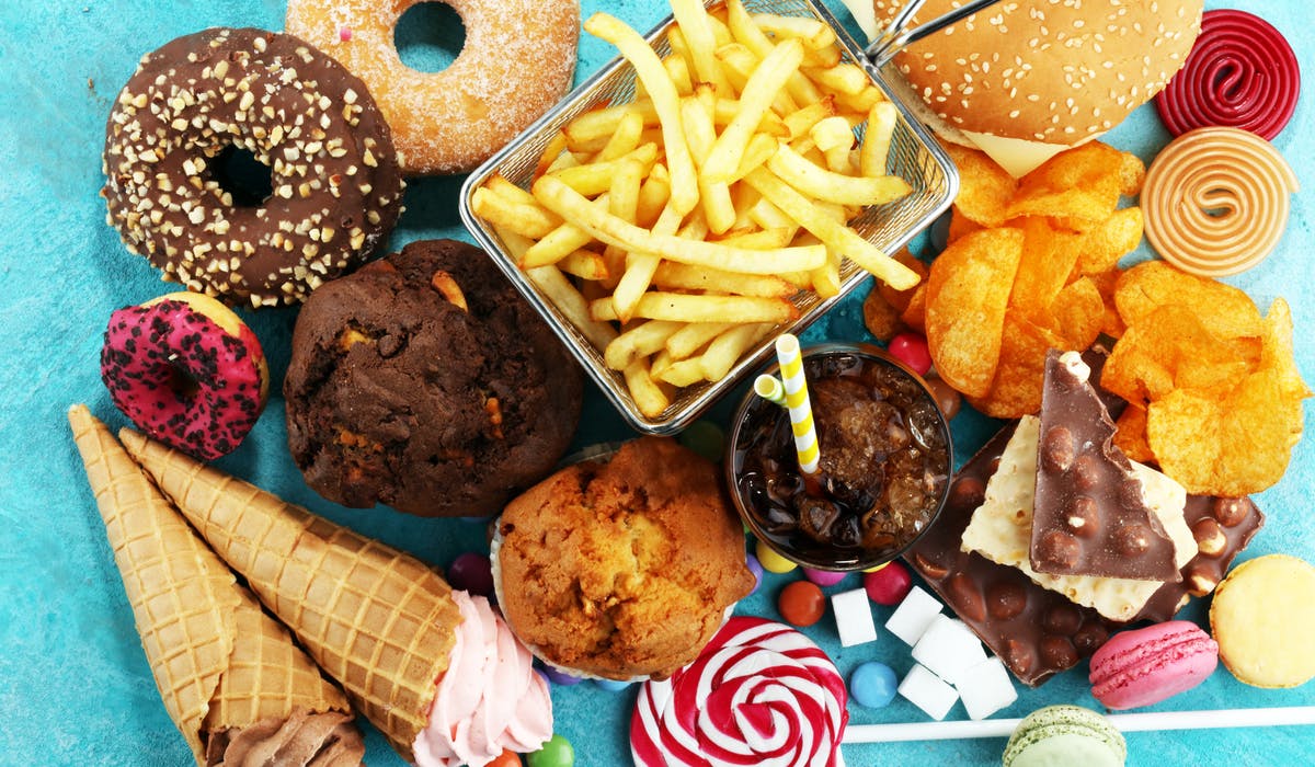 Government rolls out junk food ad ban