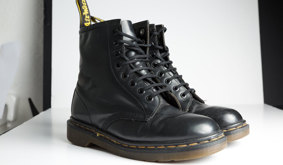 buste vergroting Verzakking Dr. Martens to push up prices after consulting with consumers