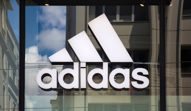Cadera quiero interfaz Controversial Adidas ads banned for 'explicit nudity'