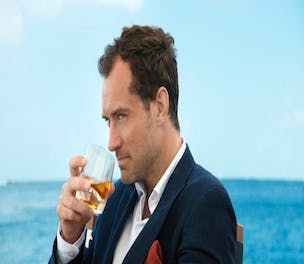 JohnnieWalkerJudeLaw-Campaign-2014_304