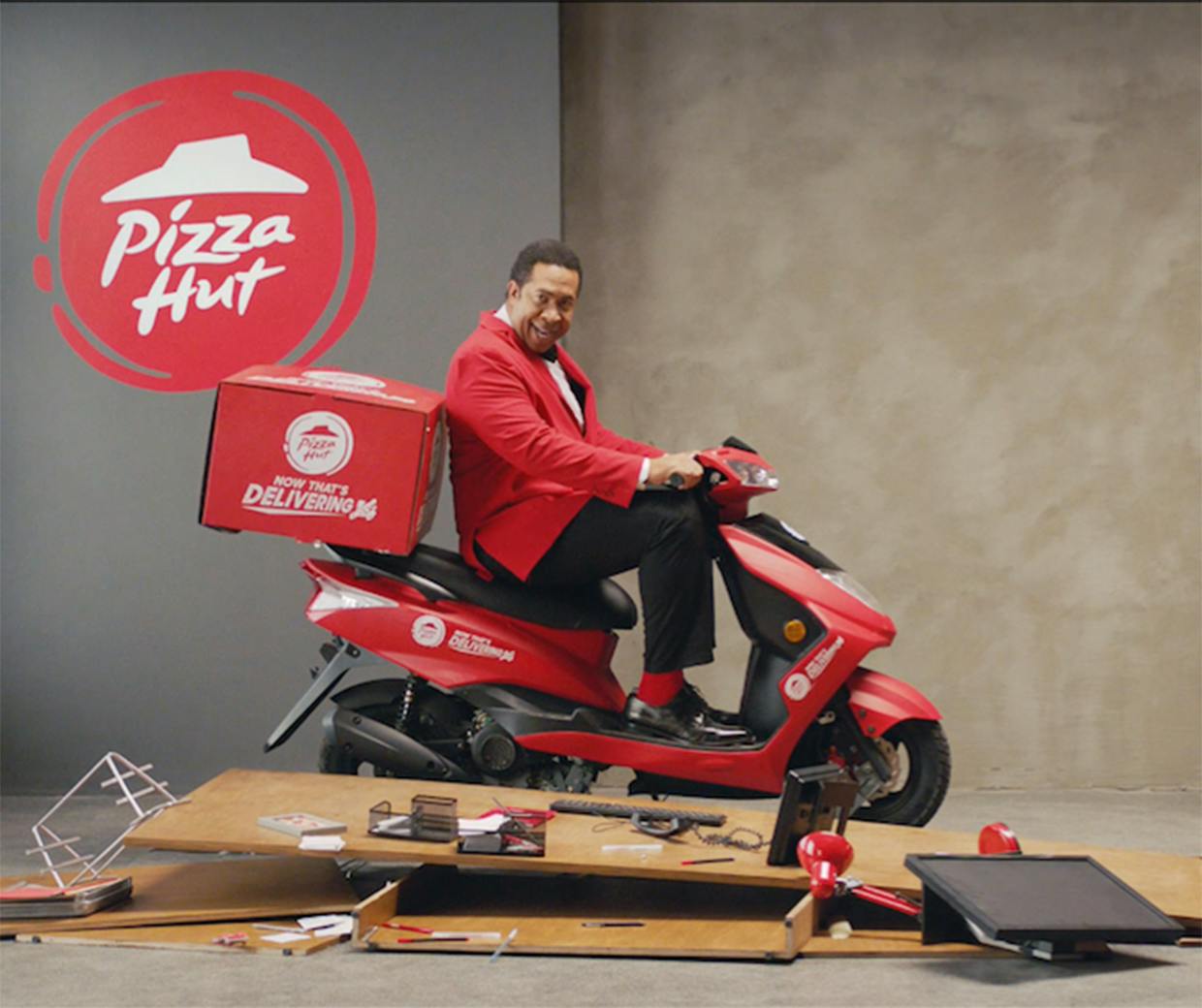 izza Hut Delivery featured image