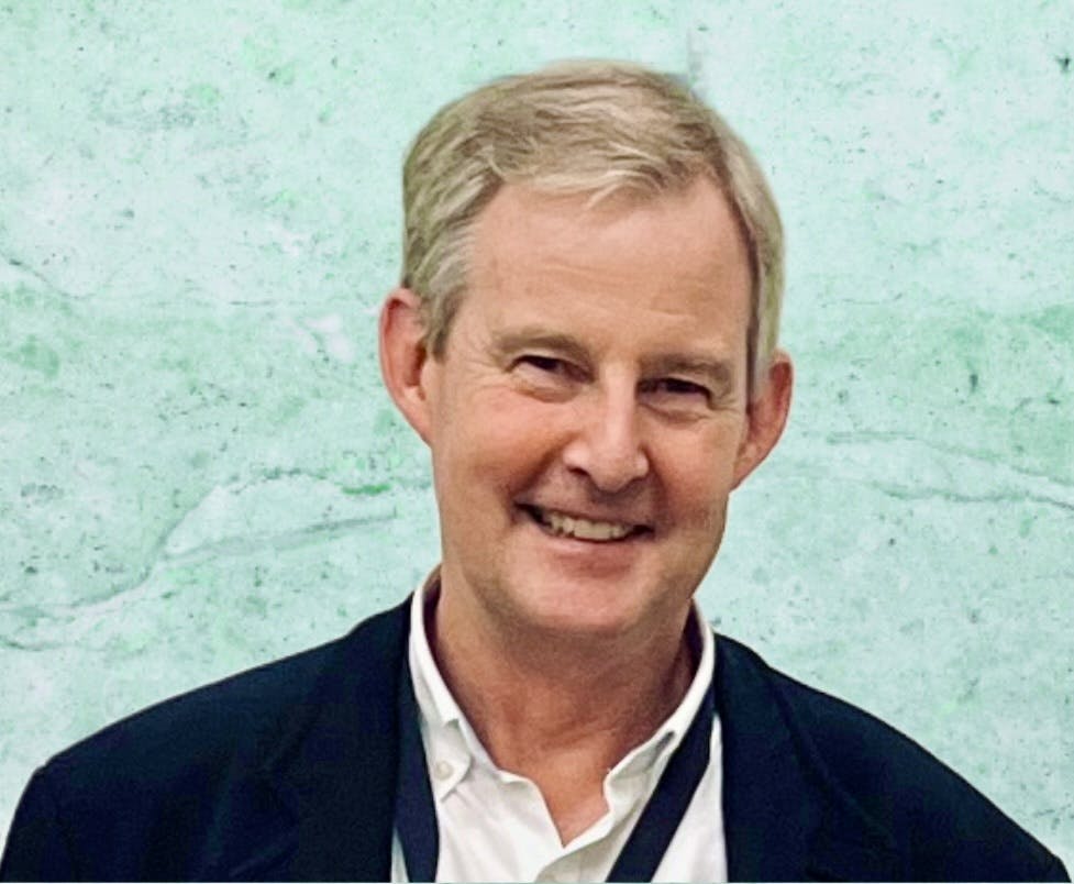 headshot of Jonathan Knowles